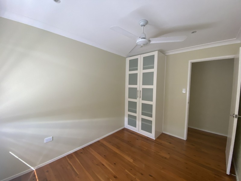 32 Squire Street, Toolooa QLD 4680