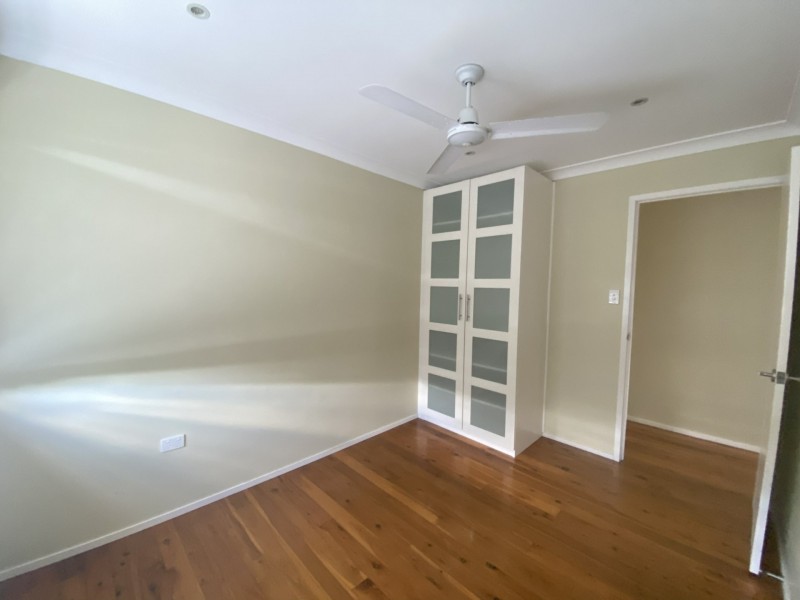 32 Squire Street, Toolooa QLD 4680