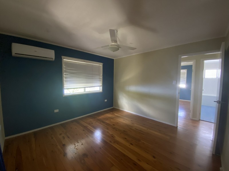 32 Squire Street, Toolooa QLD 4680