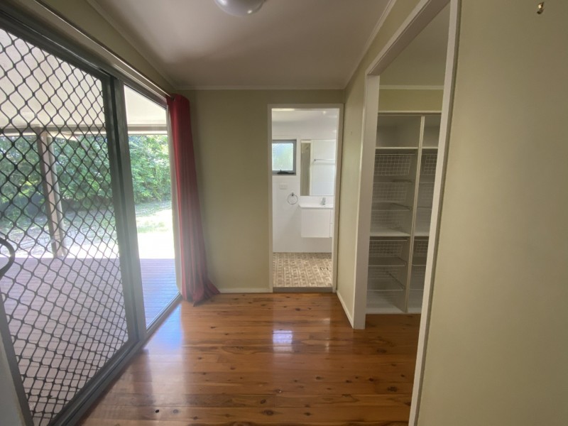 32 Squire Street, Toolooa QLD 4680