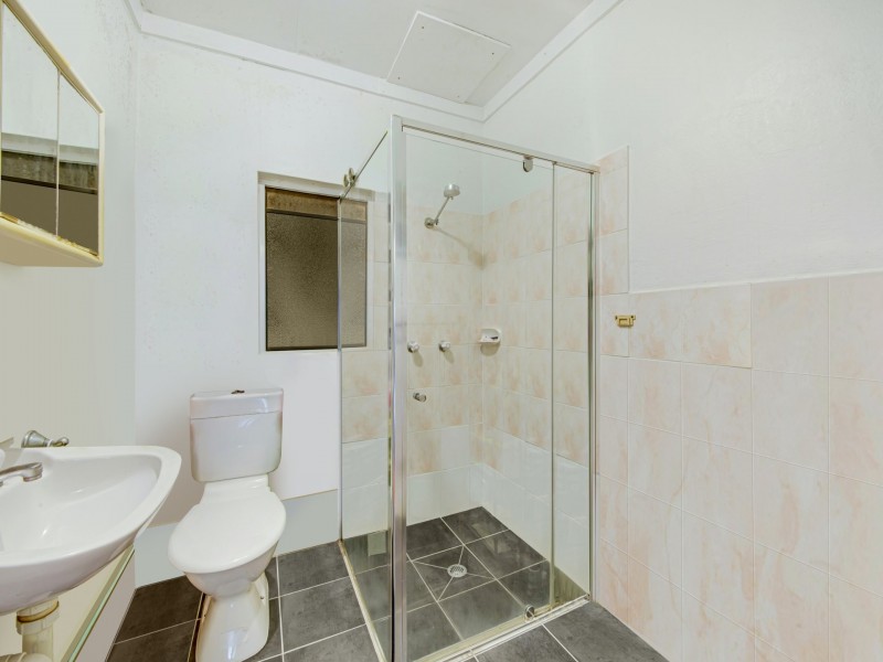 Unit 2/37 Bramston Street, Gladstone QLD 4680