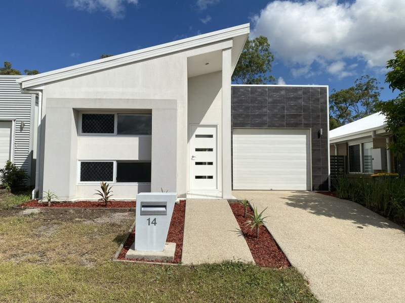 14 Valhalla Street, Clinton QLD 4680