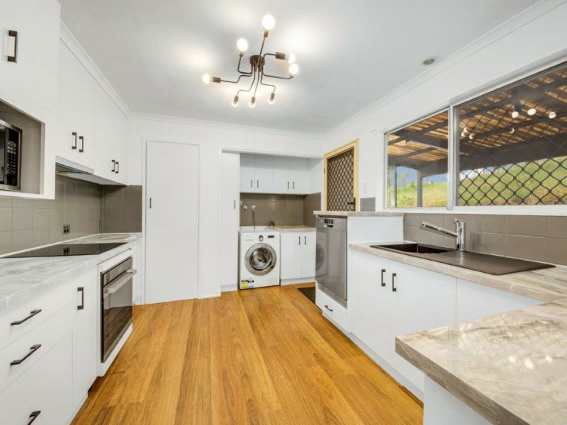 24 Marian Close, Sun Valley QLD 4680