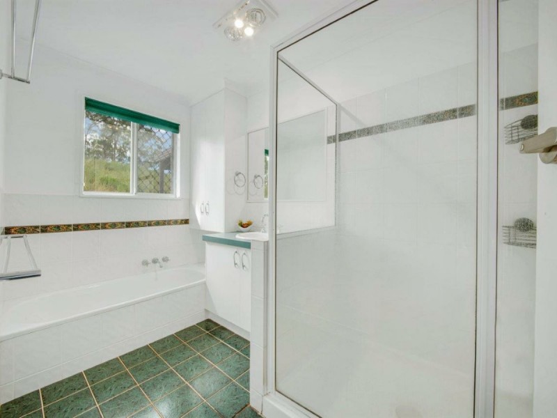 24 Marian Close, Sun Valley QLD 4680