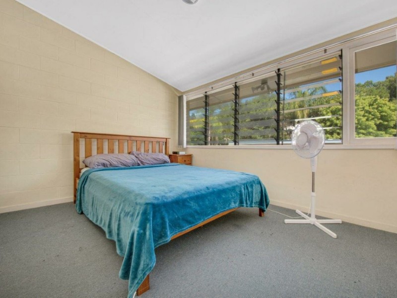 Unit 8/21 Charles Street, West Gladstone QLD 4680