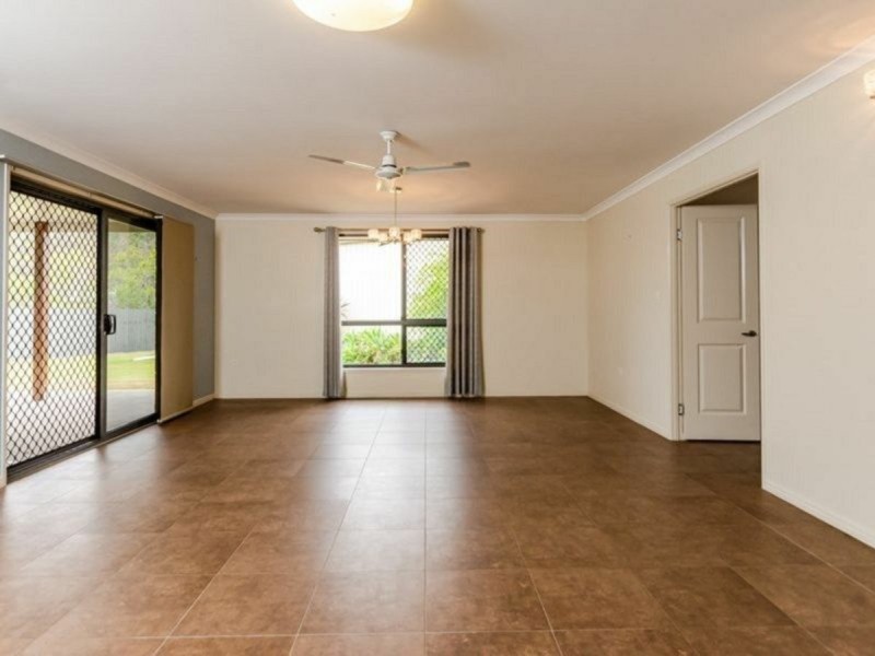 14 Tuckerbox Court, Glen Eden QLD 4680