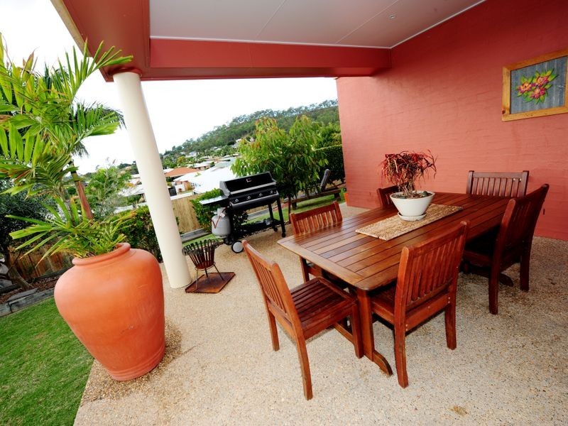 17 Sandringham Close, Telina QLD 4680