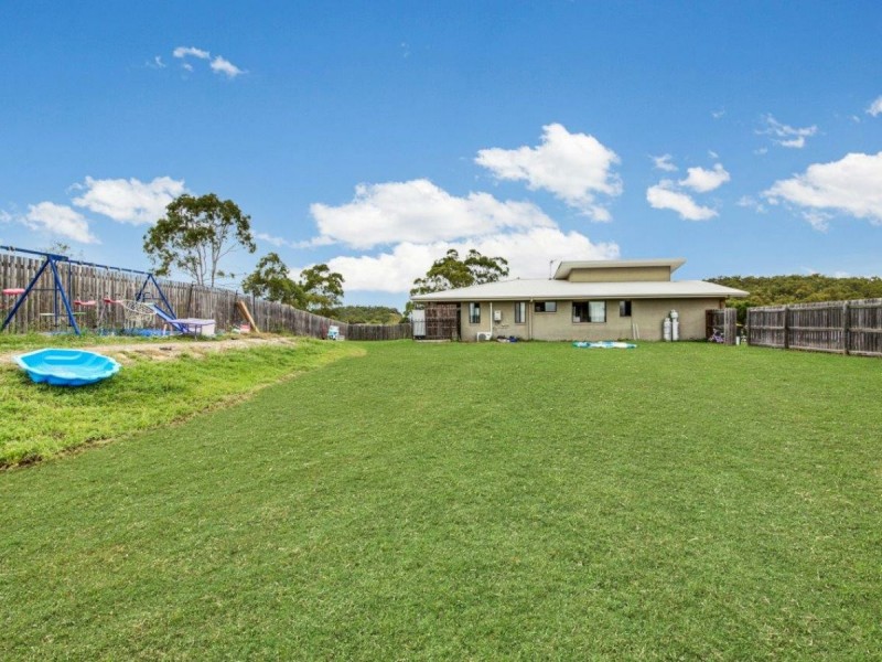 17 Giles Street, Glen Eden QLD 4680
