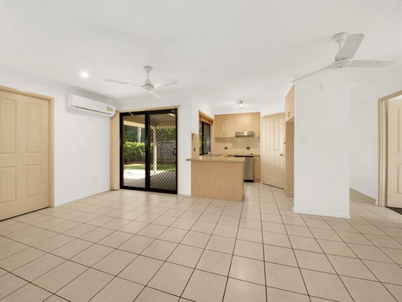 14 Glenlyon Street, Gladstone QLD 4680