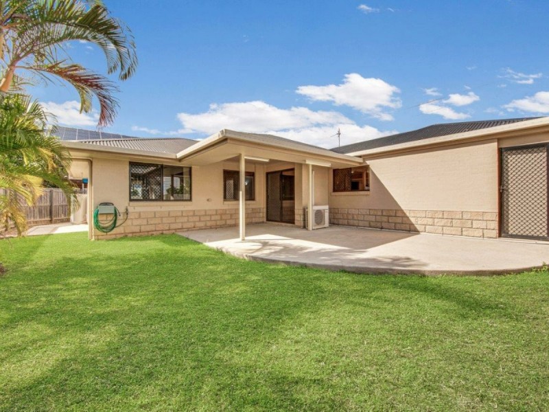 14 Glenlyon Street, Gladstone QLD 4680