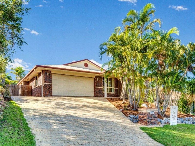15 Wivenhoe Close, Clinton QLD 4680