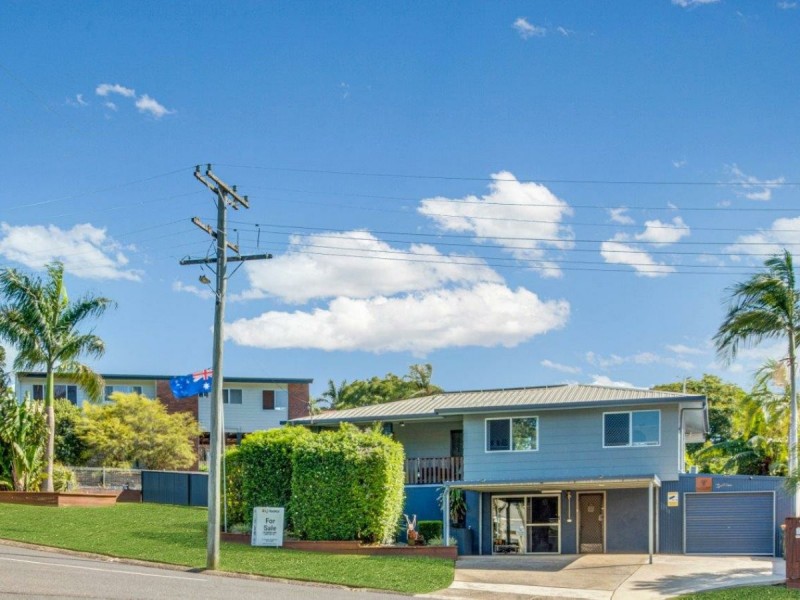 14 Hayes Avenue, Boyne Island QLD 4680