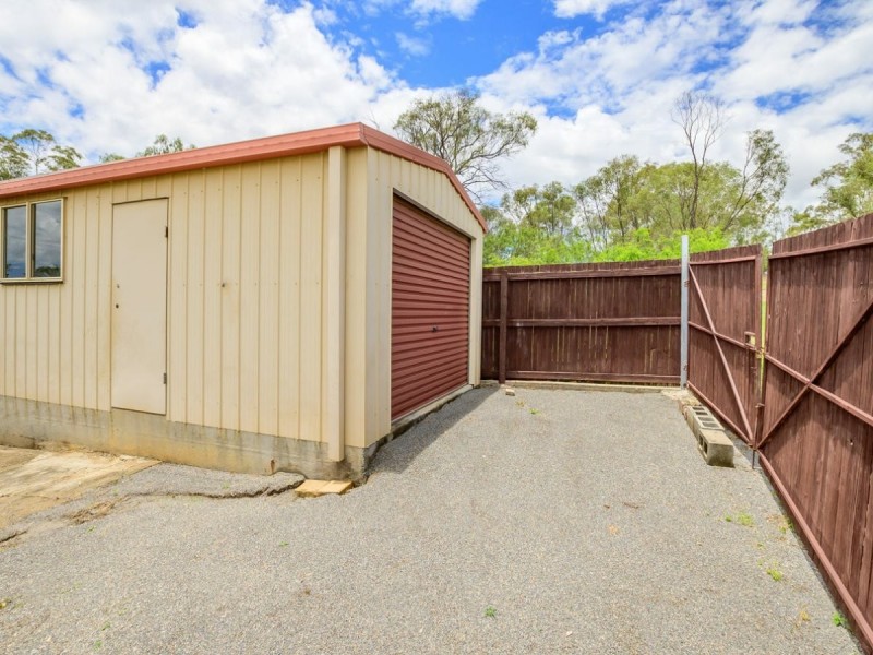 5 Deborah Street, Glen Eden QLD 4680