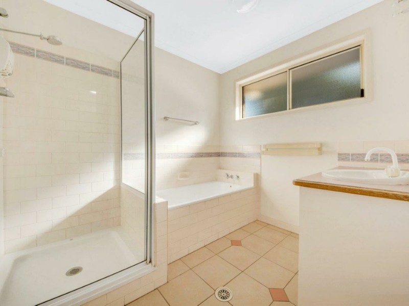 39 Keppel Avenue, Clinton QLD 4680