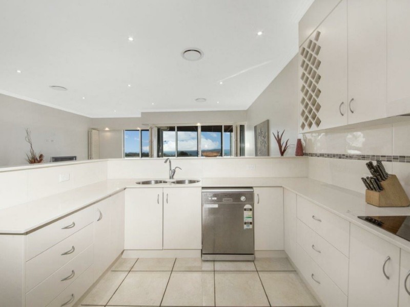 Unit 5/1 Beach Avenue, Tannum Sands QLD 4680