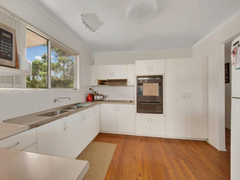 4 Dell Court, Kin Kora QLD 4680