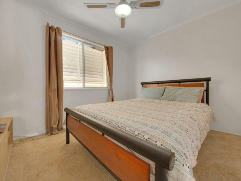 4 Dell Court, Kin Kora QLD 4680