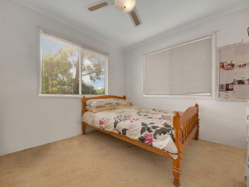 4 Dell Court, Kin Kora QLD 4680