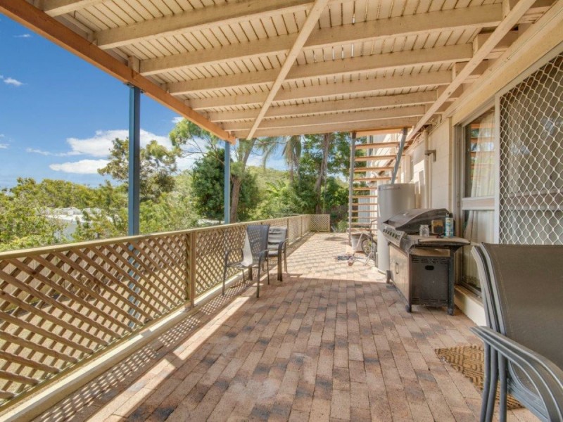 4 Dell Court, Kin Kora QLD 4680