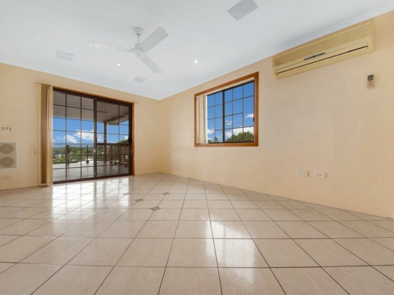 13 Amaroo Street, Boyne Island QLD 4680