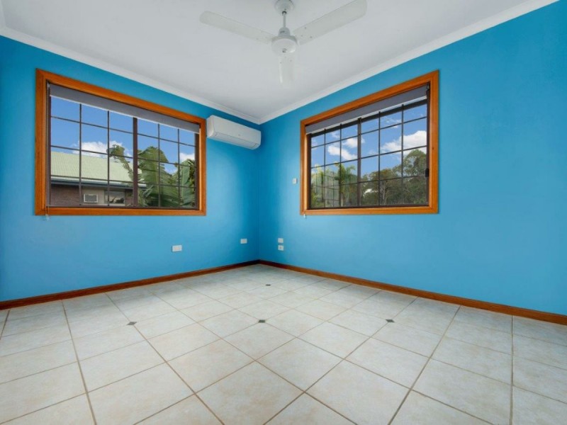 13 Amaroo Street, Boyne Island QLD 4680