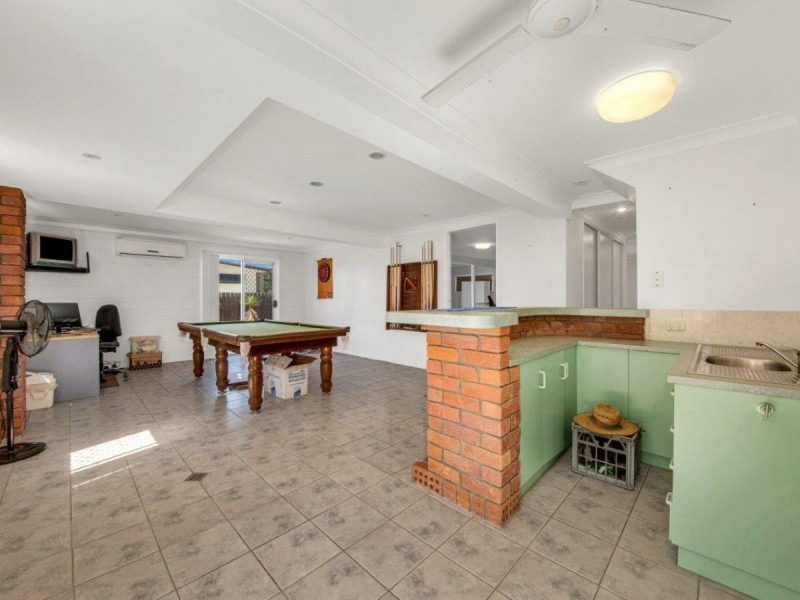 23 Hansen Crescent, Clinton QLD 4680