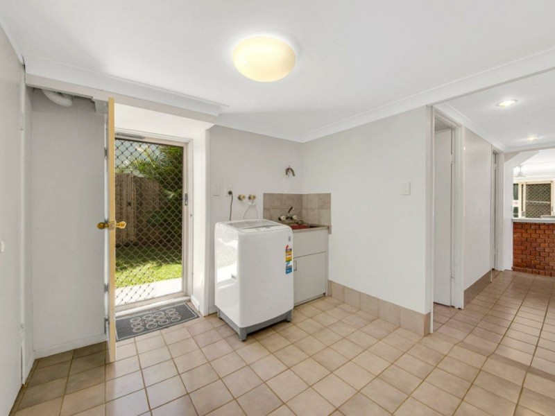 23 Hansen Crescent, Clinton QLD 4680
