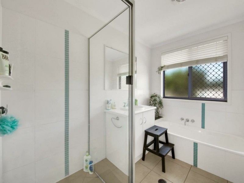 114 Dixon Drive, Telina QLD 4680