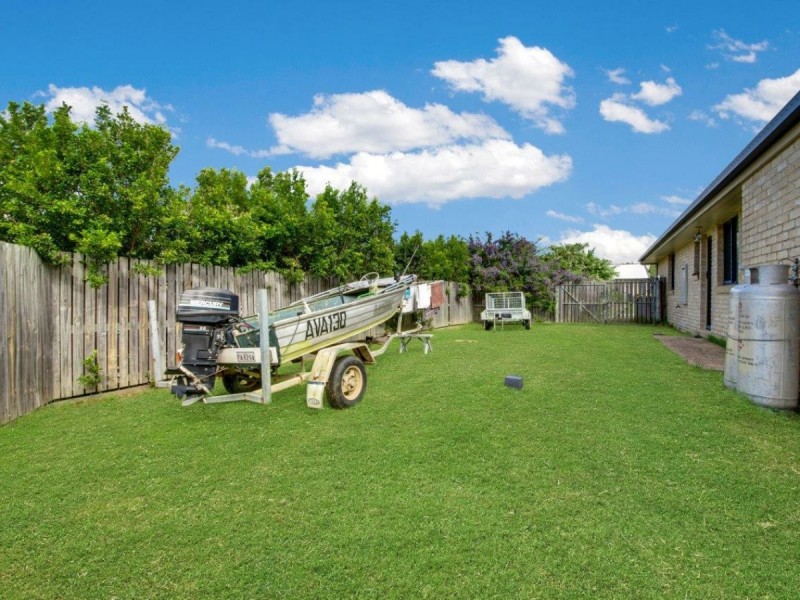 114 Dixon Drive, Telina QLD 4680