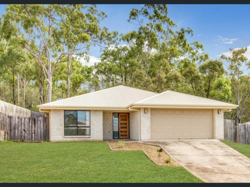 19 Deveney Drive, Kirkwood QLD 4680