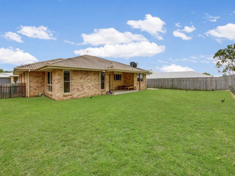 37 Liriope Drive, Kirkwood QLD 4680