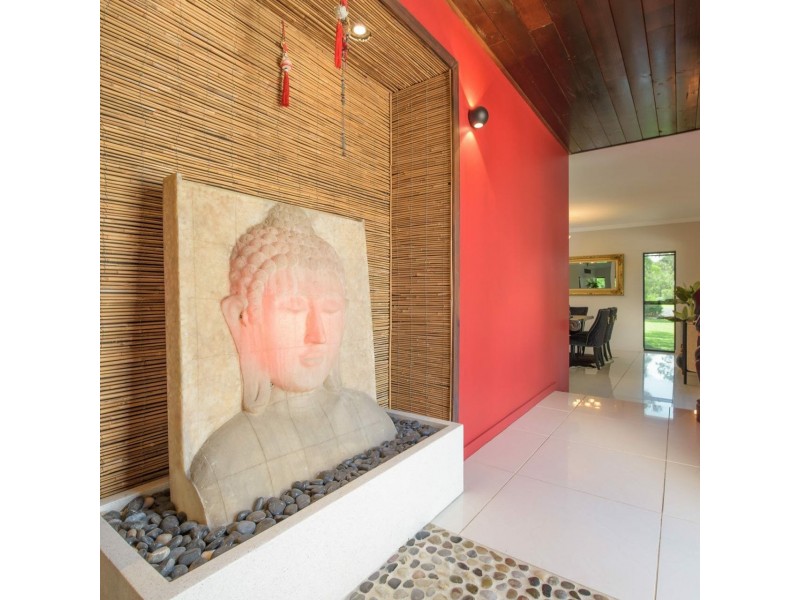 8 Ambrose Lane, Beecher QLD 4680