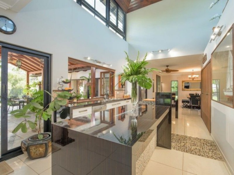 8 Ambrose Lane, Beecher QLD 4680