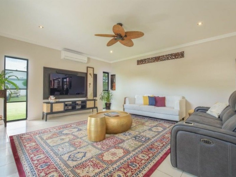 8 Ambrose Lane, Beecher QLD 4680