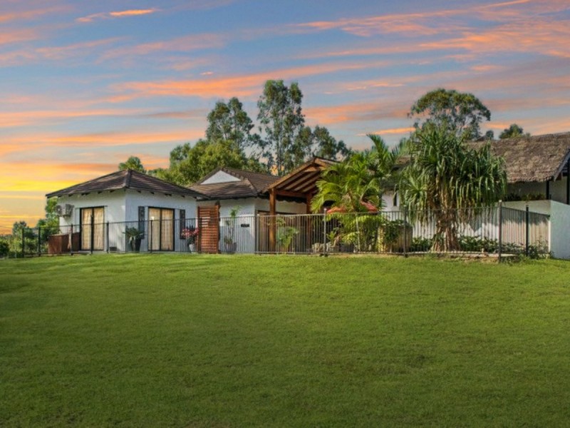 8 Ambrose Lane, Beecher QLD 4680