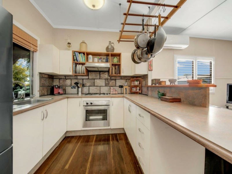 35 Scenery Street, West Gladstone QLD 4680