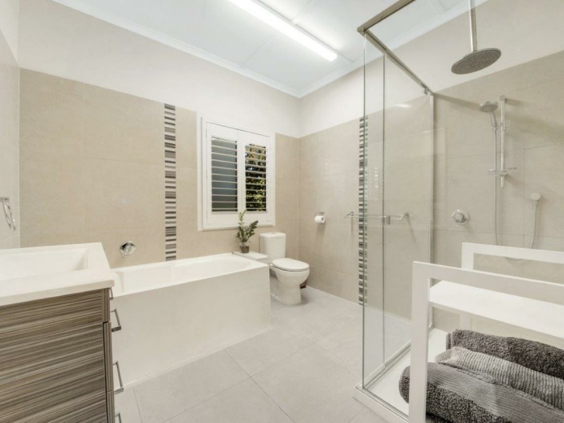 35 Scenery Street, West Gladstone QLD 4680