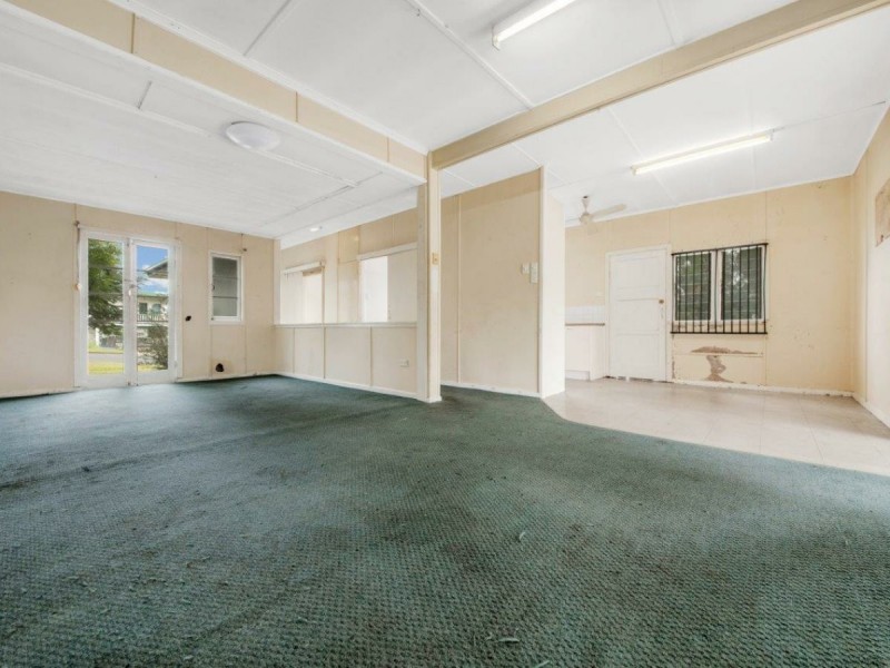 14 Ailsa Street, West Gladstone QLD 4680