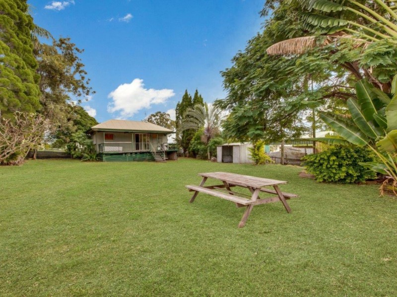 14 Ailsa Street, West Gladstone QLD 4680