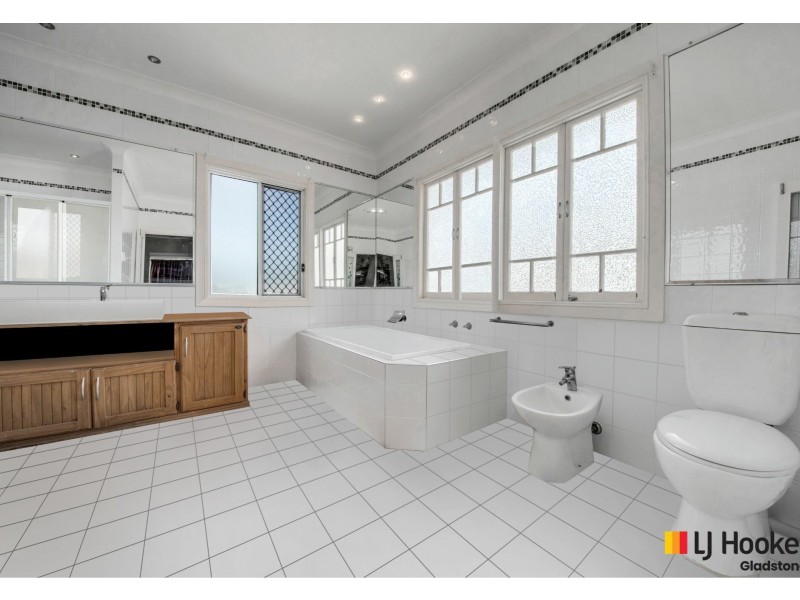 9B Pier Street, South Gladstone QLD 4680