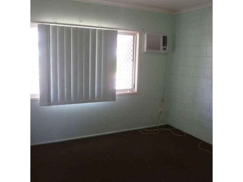 Unit 5/2 Railway Street, West Gladstone QLD 4680