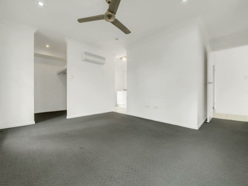 10 Sundowner Road, Clinton QLD 4680