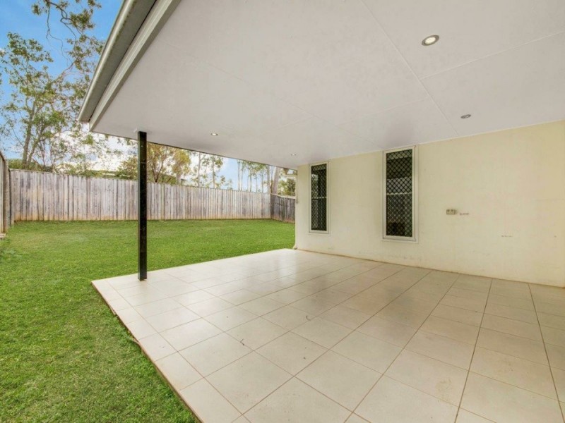 10 Sundowner Road, Clinton QLD 4680