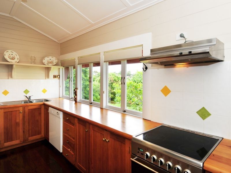 8 Fowler Lane, Gladstone QLD 4680