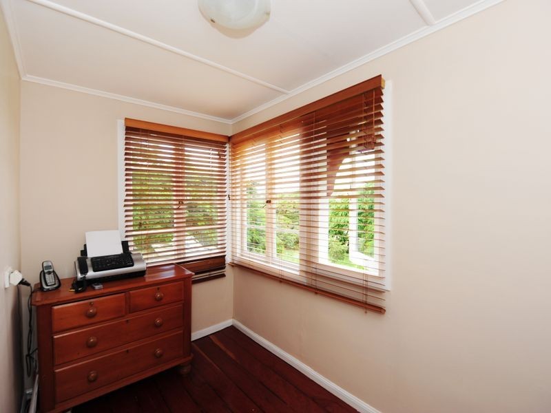 8 Fowler Lane, Gladstone QLD 4680