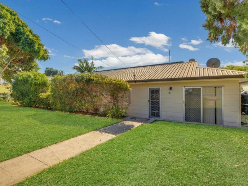 10 Saturn Crescent, Telina QLD 4680
