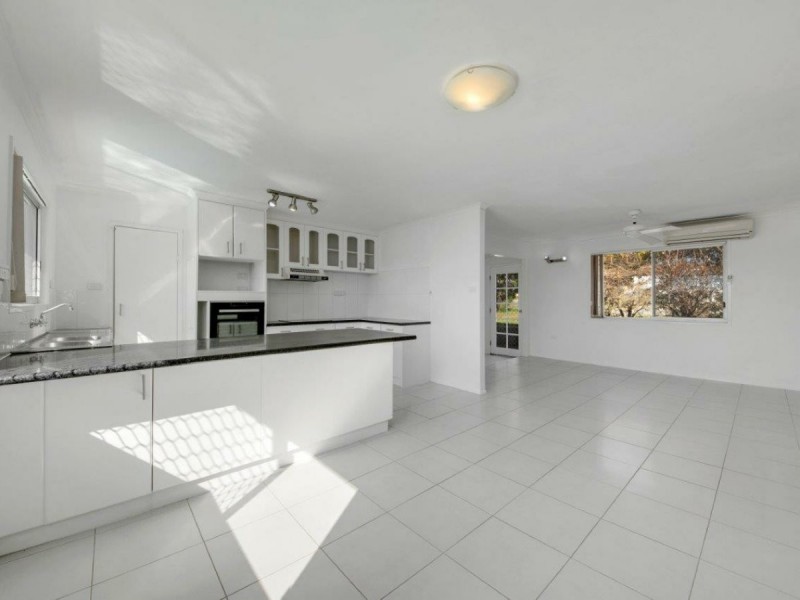 10 Saturn Crescent, Telina QLD 4680