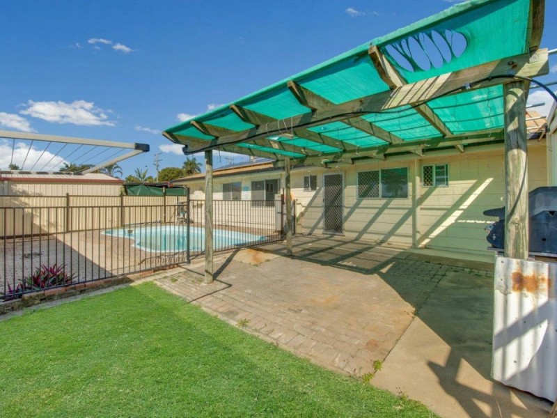 10 Saturn Crescent, Telina QLD 4680