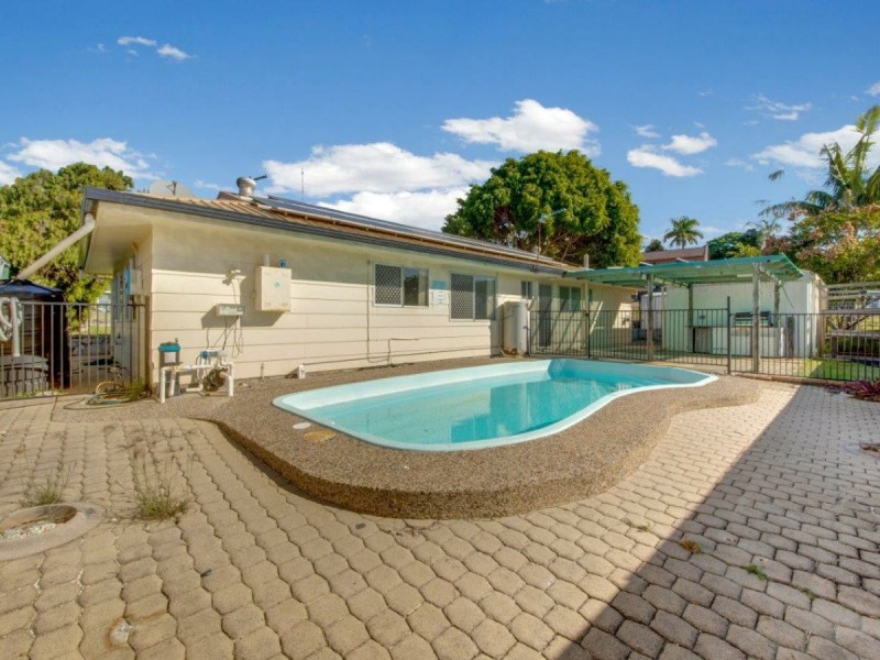 10 Saturn Crescent, Telina QLD 4680
