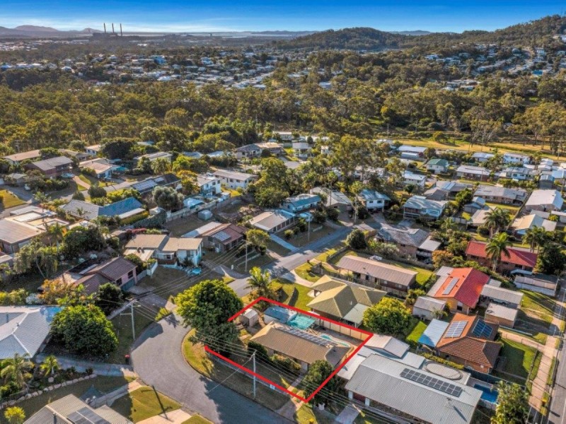 10 Saturn Crescent, Telina QLD 4680